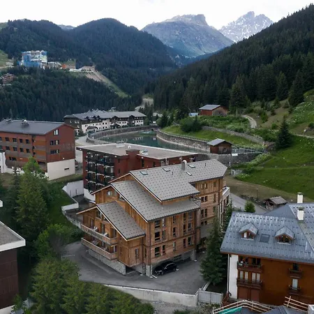 公寓 Duplex Plein Sud A Village - 4 Pers - Pieds Des Pistes, Balcons, Parking, Casier A Skis - Fr-1-631-73